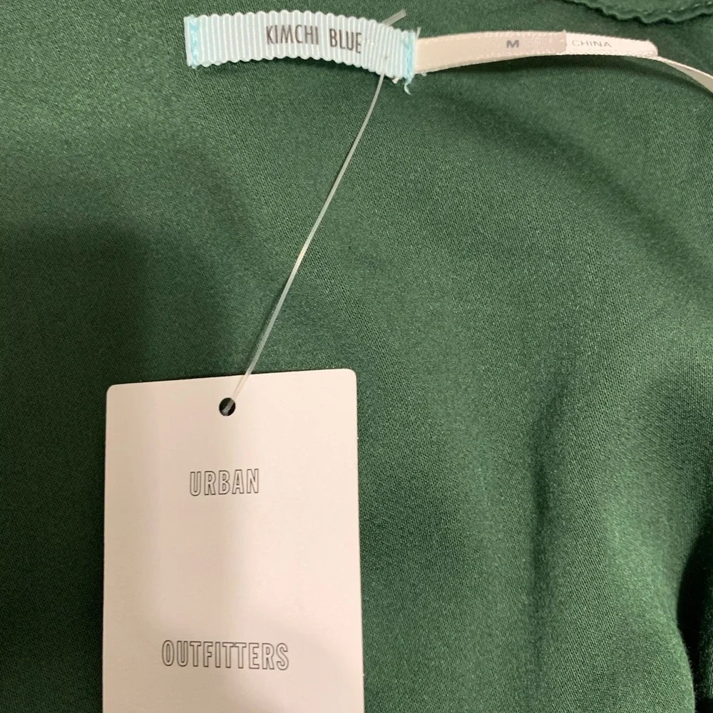 KIMCHI BLUE green clover wrap dress NWT medium - Picture 5 of 5